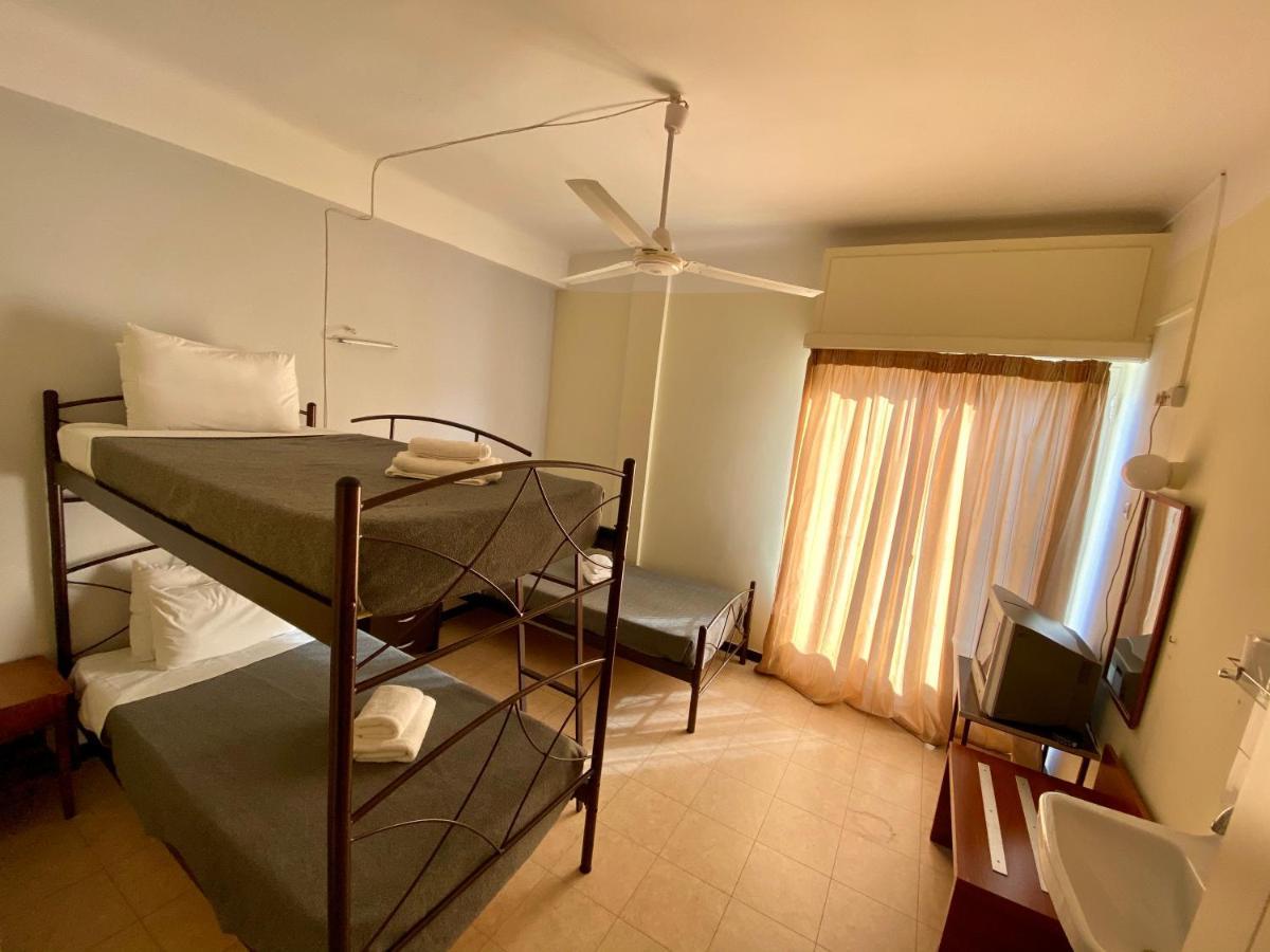 Artemision Hotel Атина Екстериор снимка