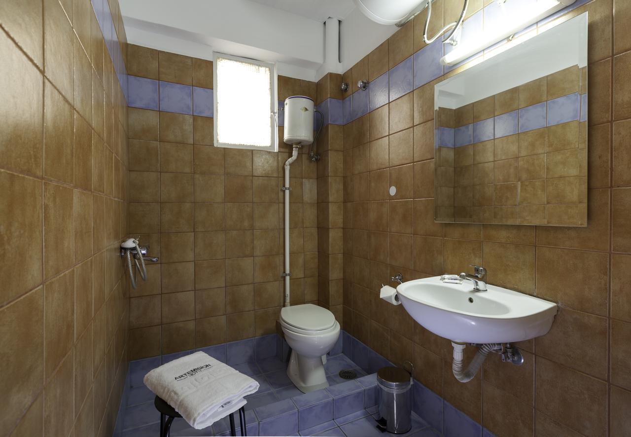 Artemision Hotel Атина Екстериор снимка